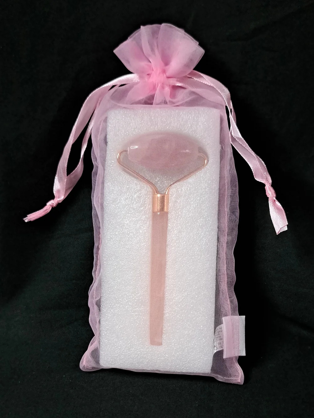 NWT Mary Kay Rose Quartz Facial Roller